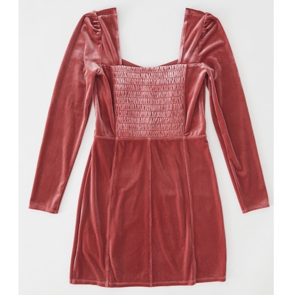 UO Velvet Long Sleeve Mini Dress - Picture 4 of 5